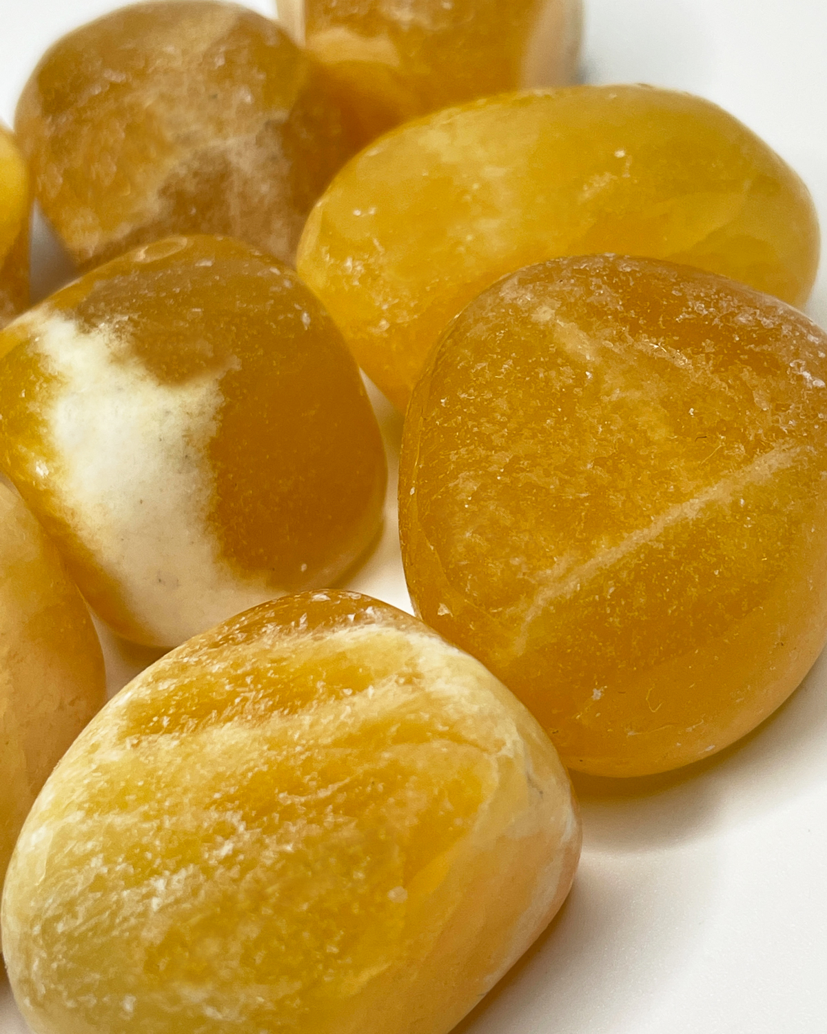 Trommelsteine Orangencalcit 250g – Bild 2